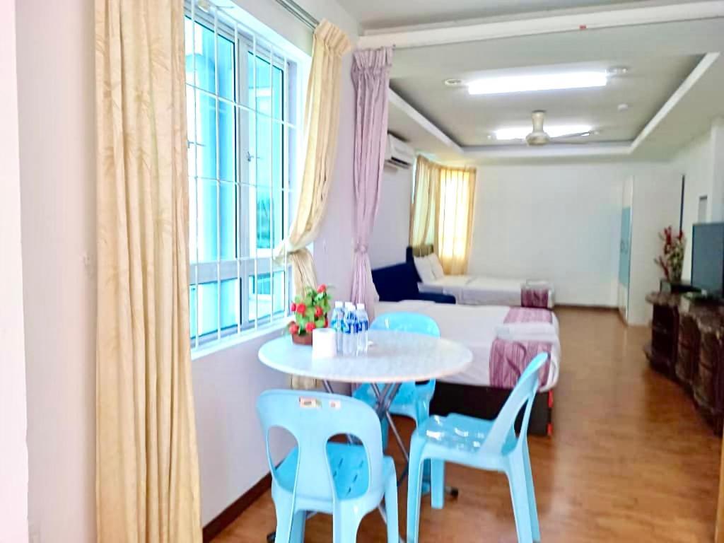 Hotel Borneo 2*